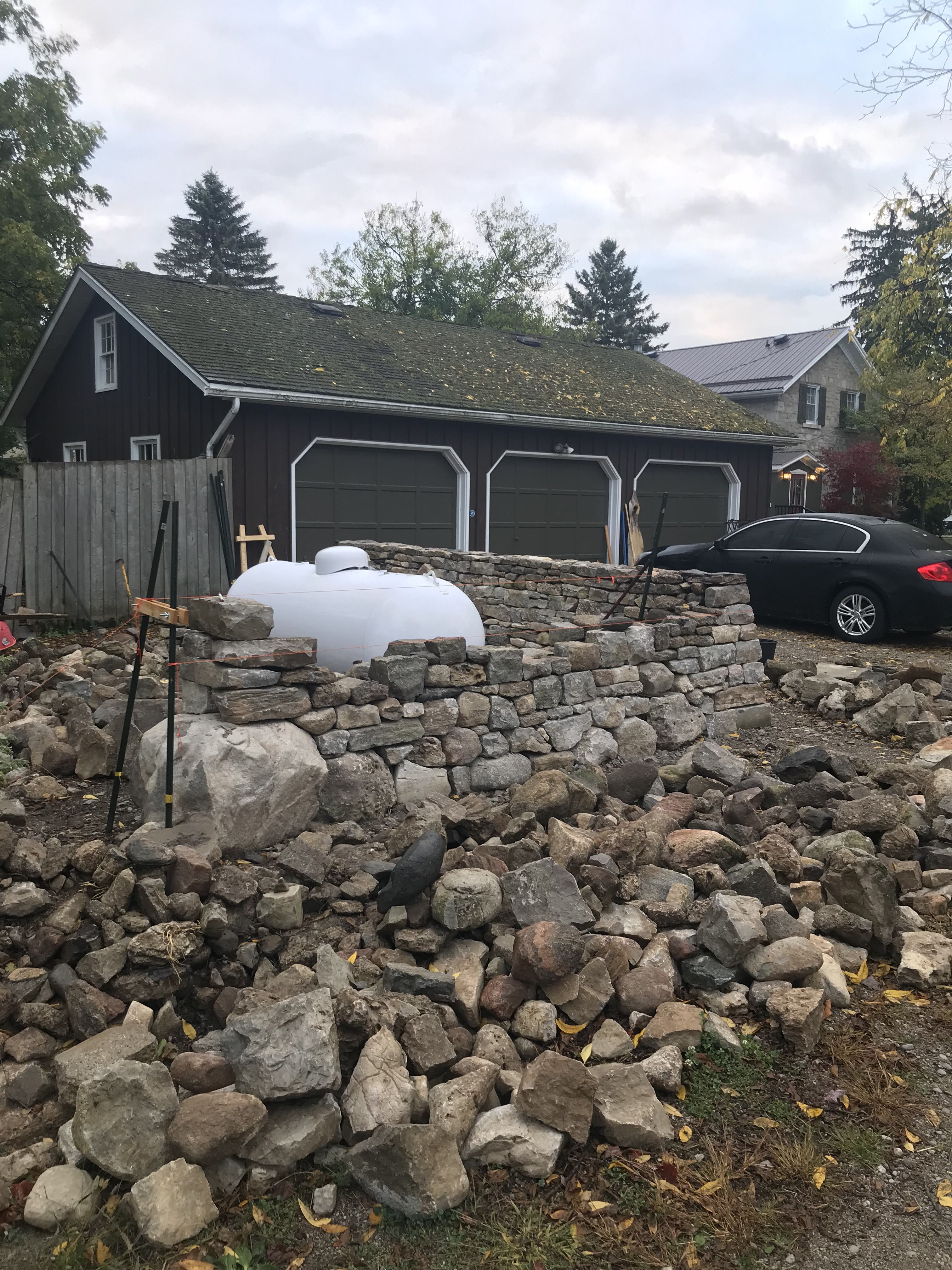 dry stone propane screen wall